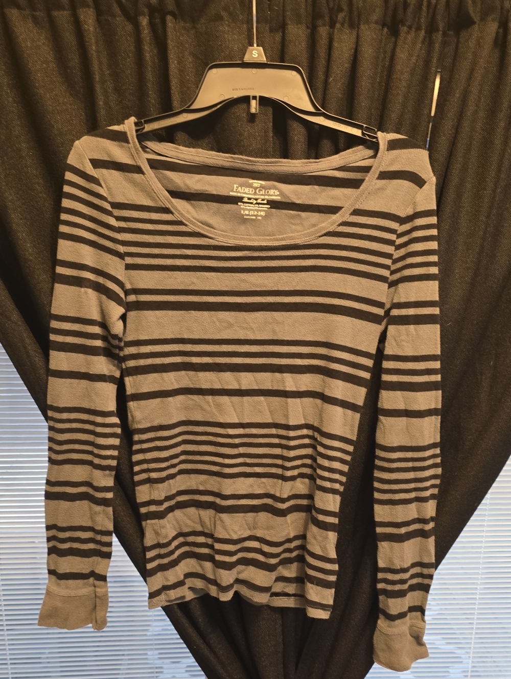 Faded Glory Gray and Black Striped Long Sleeve Scoop Neck Top